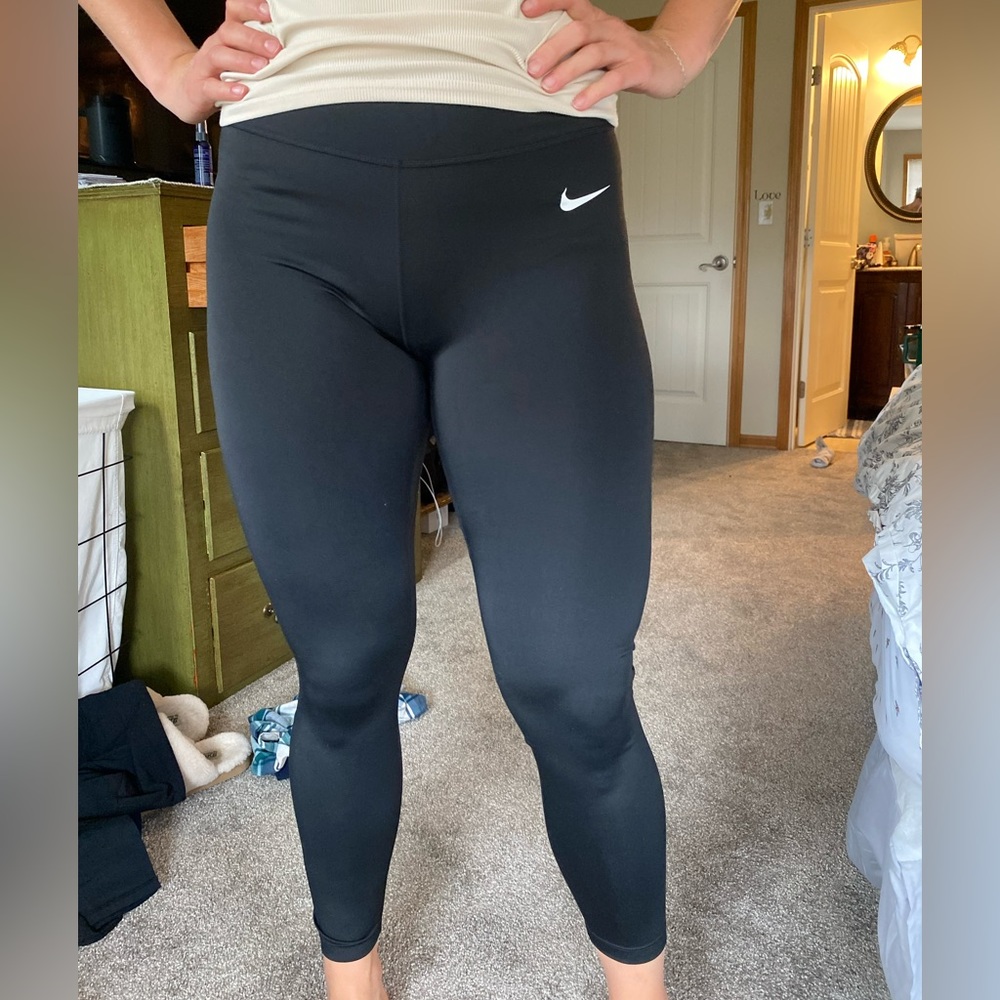 Black Nike leggings size large